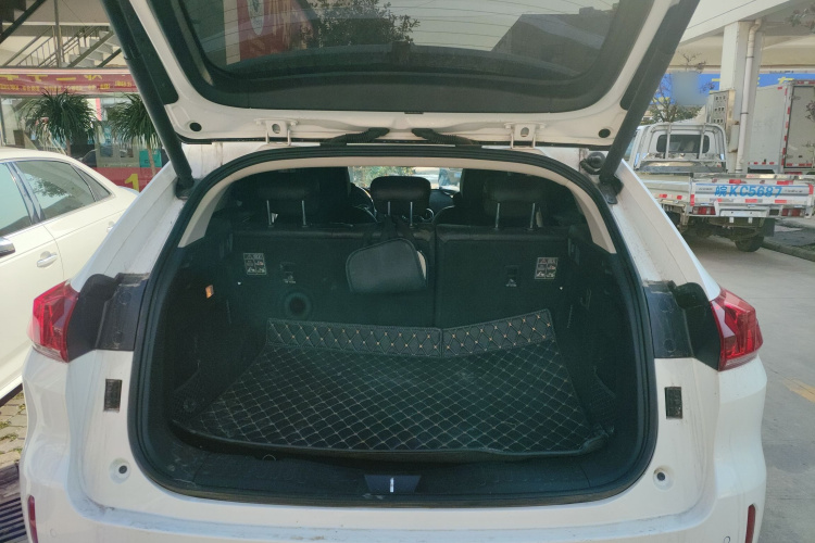 魏牌 VV5 2017款 2.0T 旗舰型局部细节23