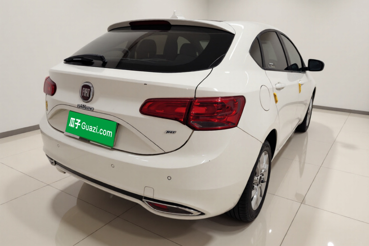 菲亚特 致悦 2014款 1.4T 手动舒适版车身外观7