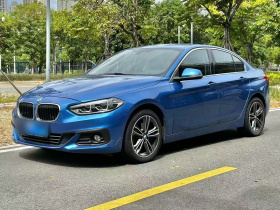 宝马1系 2019款 118i 时尚型