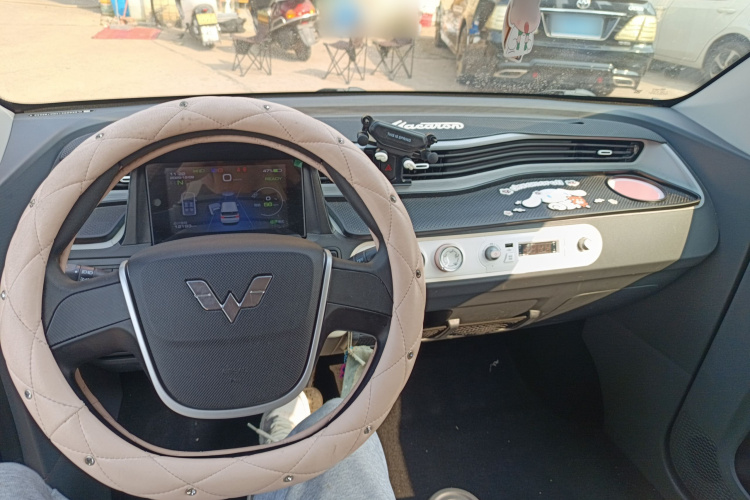 五菱汽车 宏光MINIEV 2022款 马卡龙时尚款 磷酸铁锂中控内饰7002