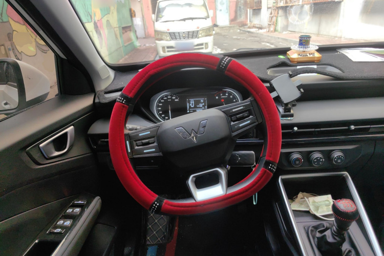 五菱汽车 五菱星驰 2022款 1.5L 手动自由型中控内饰13