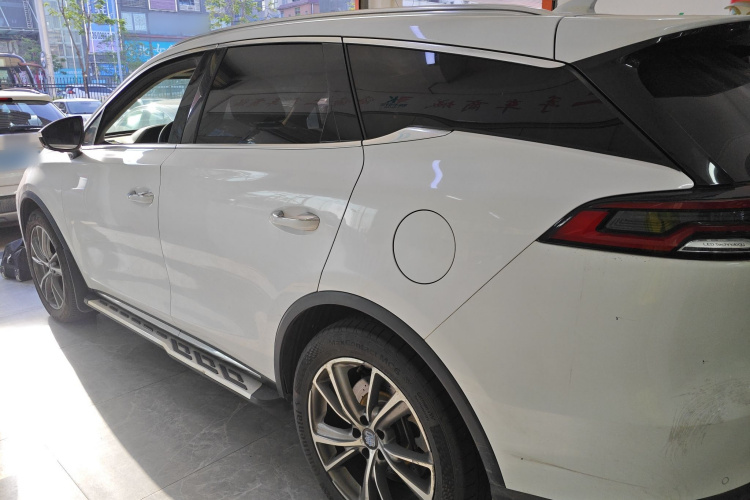 比亚迪 唐新能源 2018款 DM 2.0T 全时四驱智联创享型 7座 国V车身外观4