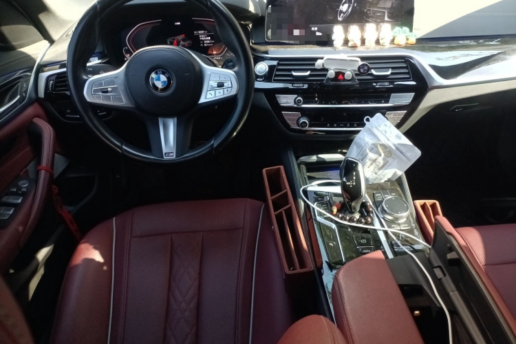 宝马5系 2022款 改款二 525Li M运动套装局部细节13