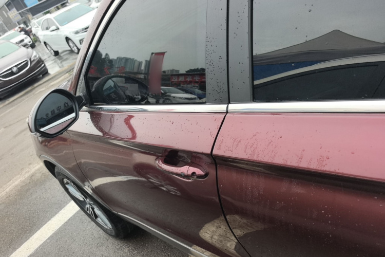 猎豹汽车 猎豹CS10 2017款 1.5T 手动尊贵型车身外观4