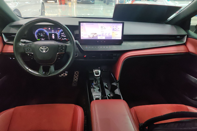 丰田 凯美瑞 2024款 双擎 2.0HXS 运动Plus版中控内饰7002