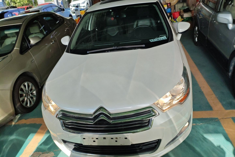 雪铁龙C4L 2015款 1.2T 自动尊贵版车身外观6001