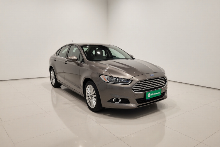 福特 蒙迪欧 2013款 2.0L GTDi200时尚型车身外观3