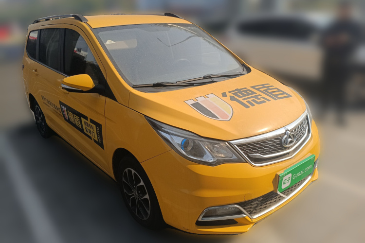 长安凯程 长安欧尚A600 2017款 1.5L 手动标准型车身外观3