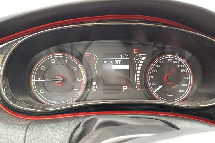 菲亚特 致悦 2014款 1.4T 自动运动版局部细节14