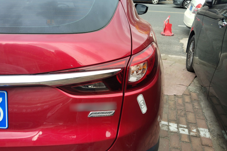 马自达CX-4 2018款 2.0L 自动两驱蓝天品位版车身外观6006