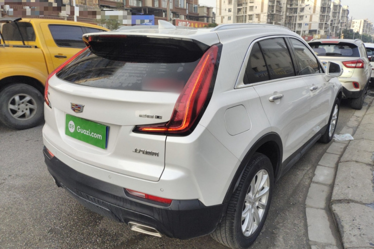 凯迪拉克XT4 2020款 改款 28T 两驱技术型车身外观7