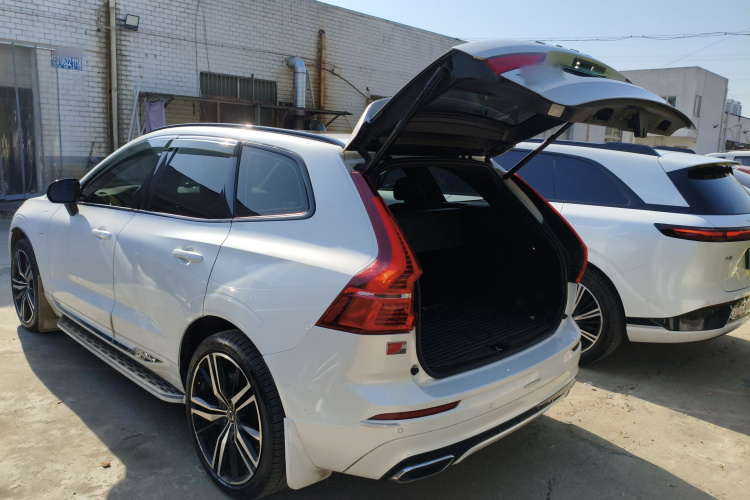 沃尔沃XC60新能源 2020款 T8 E驱混动 智远运动版机舱底盘23