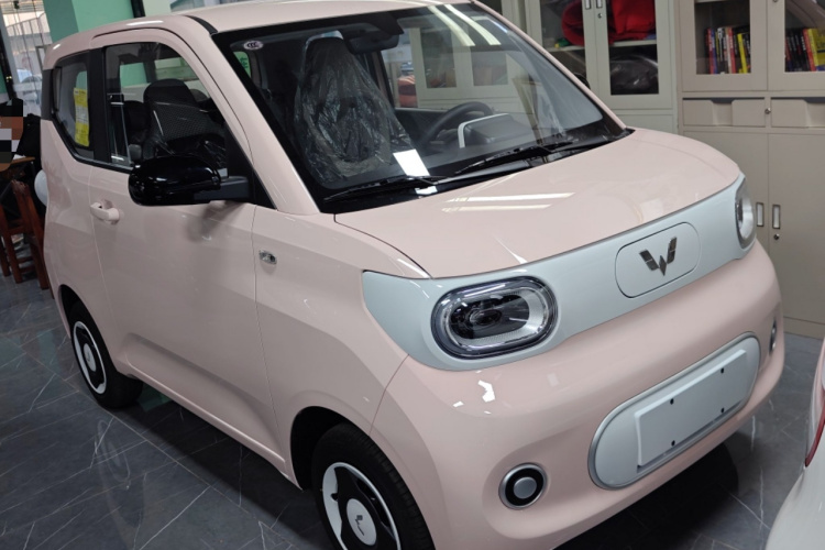 五菱汽车 宏光MINIEV 2024款 第三代 215km 青春版车身外观6002