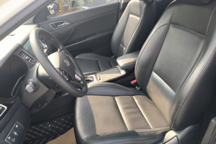 现代 名图 2014款 1.8L 自动智能型GLS局部细节19