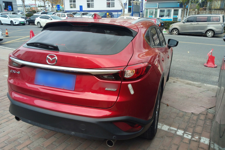 马自达CX-4 2018款 2.0L 自动两驱蓝天品位版车身外观6005