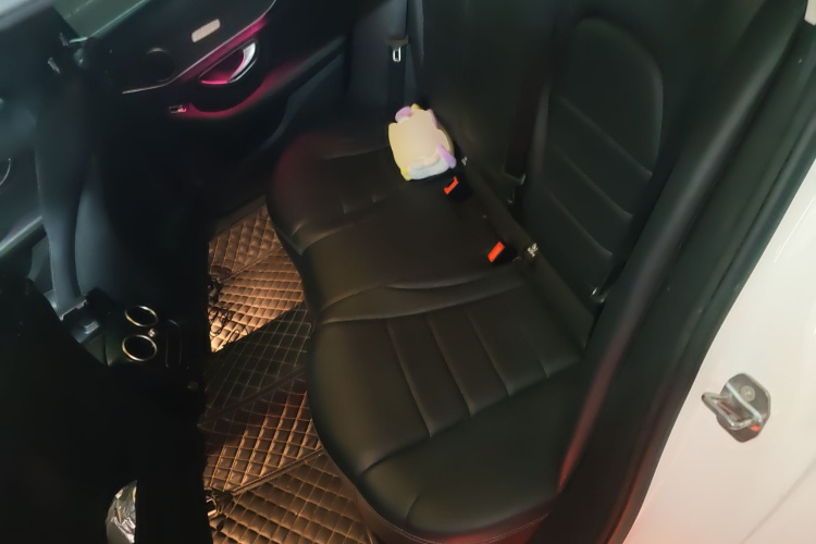 奔驰C级 2020款 改款 C 260 L 运动版中控内饰21