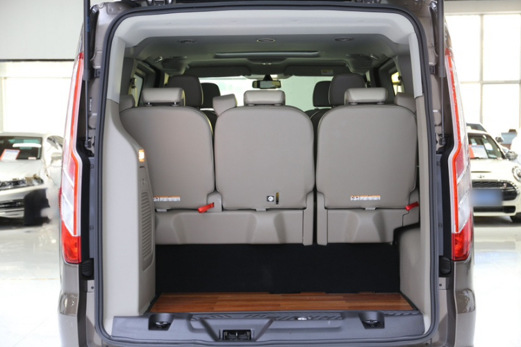 福特 途睿欧 2017款 2.0T 自动精睿版局部细节23