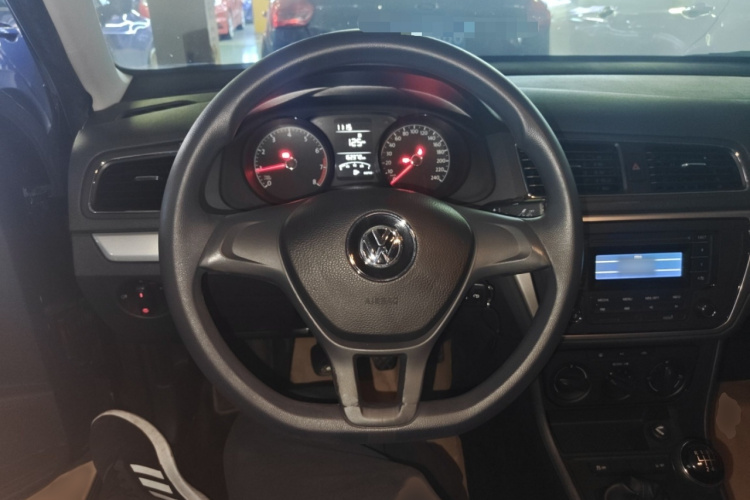 大众 朗逸 2015款 1.6L 手动风尚版局部细节13