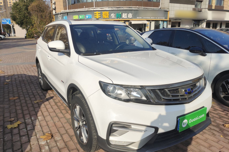 吉利汽车 博越 2018款 1.8TD 自动两驱智雅型车身外观3