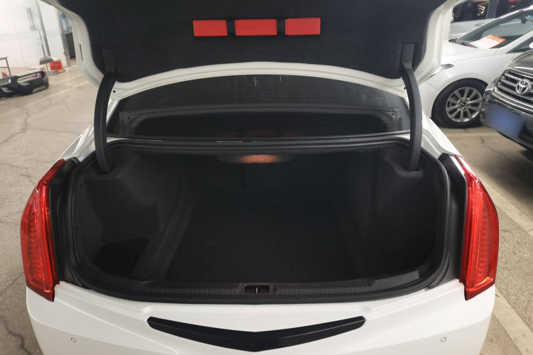 凯迪拉克ATS-L 2016款 28T 时尚型中控内饰23