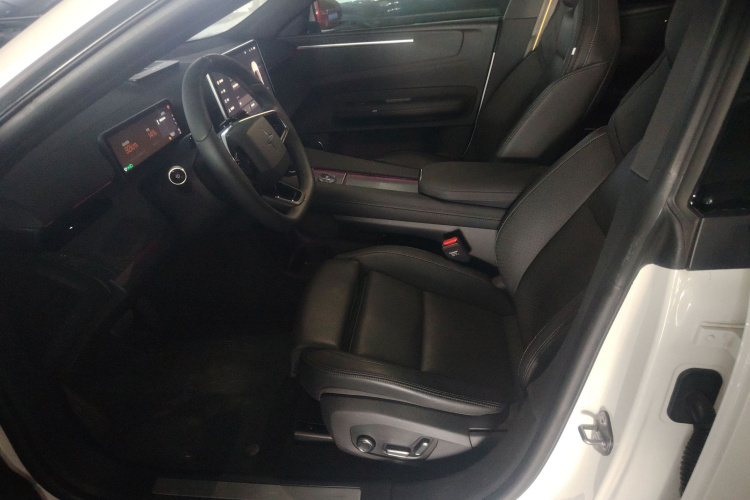 Polestar极星 Polestar 4 2024款 单电机标准续航PLUS 双星互联版局部细节19