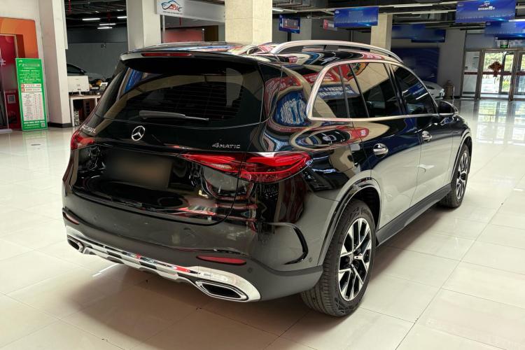 奔驰GLC 2024款  改款 GLC 260 L 4MATIC 豪华型 5座车身外观7