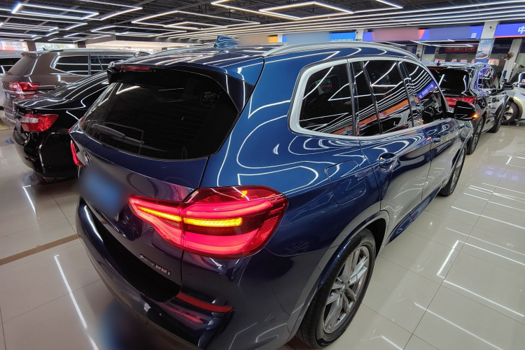 宝马X3 2020款  xDrive28i M运动套装车身外观7