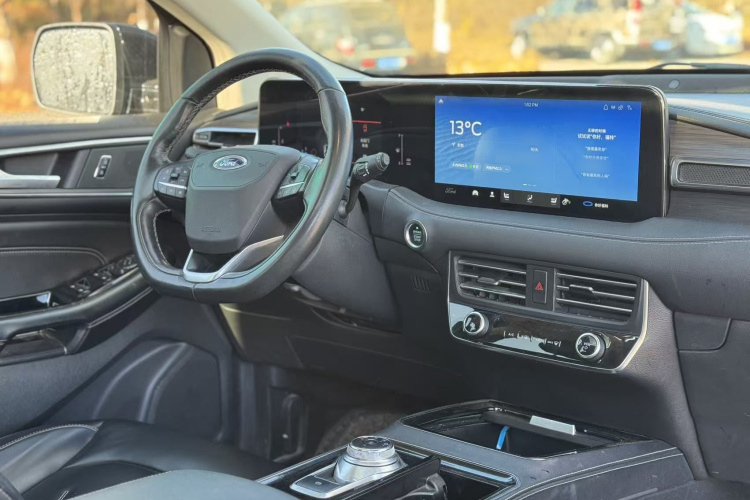 福特 锐界 2021款 PLUS EcoBoost 245 两驱豪锐型 7座中控内饰7003