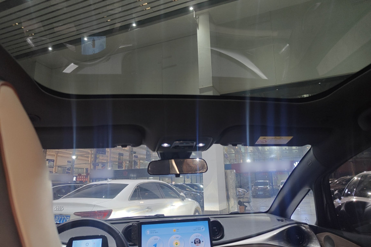 比亚迪 海豚 2023款 420km 时尚版中控内饰22