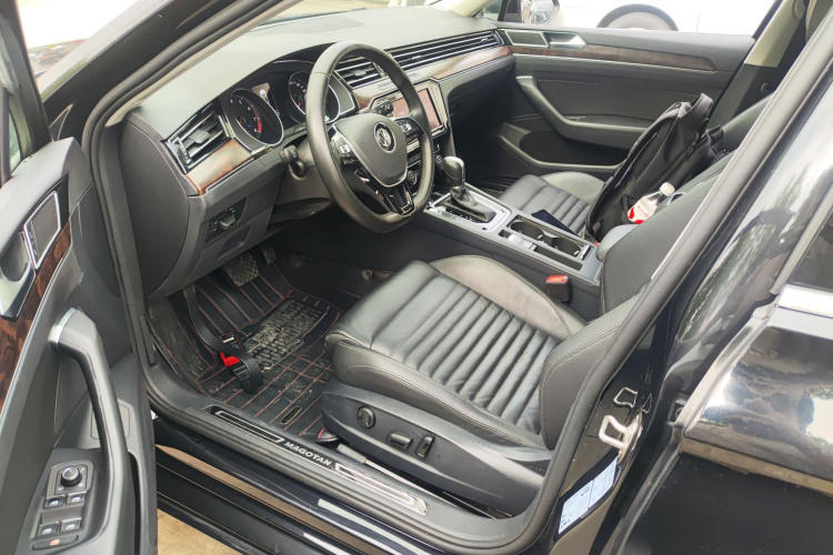 大众 迈腾 2019款 330TSI DSG 豪华型 国VI中控内饰7003