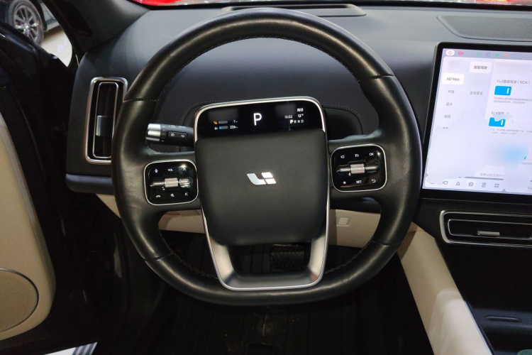 理想汽车 理想L8 2023款 Max局部细节13