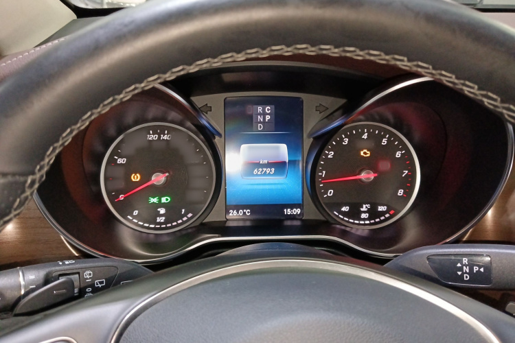 奔驰V级 2022款 V 260 L 长轴距豪华版局部细节14