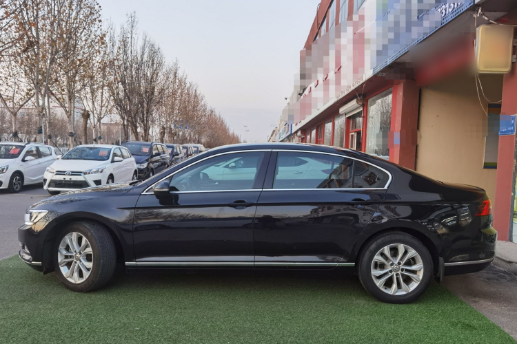 大众 迈腾 2017款 330TSI DSG 领先型车身外观6003