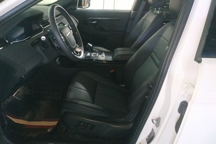 路虎 揽胜极光 2020款 249PS R-DYNAMIC S 曜黑运动科技版中控内饰19