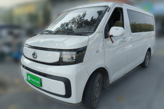 长安凯程 长安睿行EM80 2025款 客运版 舒适型 6座 300km 对开门