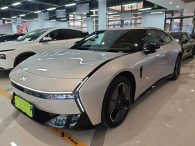 小鹏P7 2025款 702 长续航 Ultra