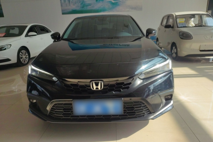 本田 思域 2023款 HATCHBACK 240TURBO CVT极跃版车身外观6001