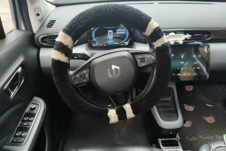 零跑汽车 零跑T03 2020款 400豪华版中控内饰13