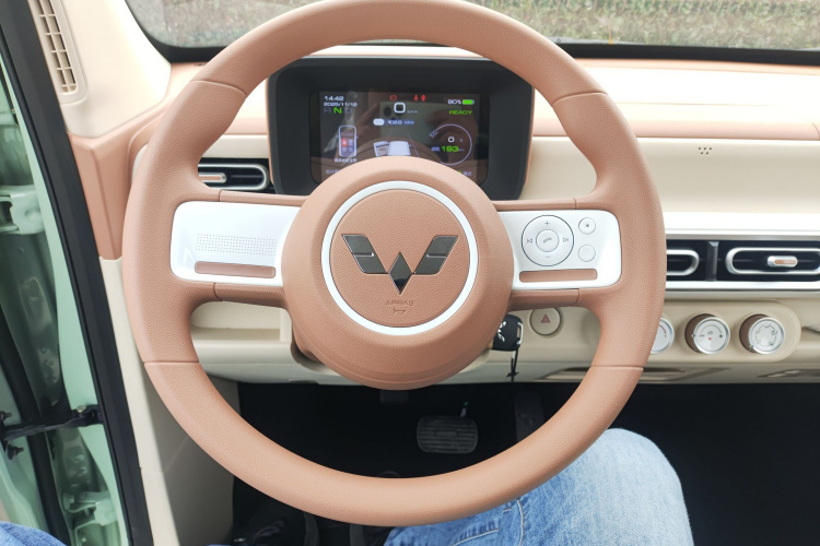 五菱汽车 宏光MINIEV 2024款 第三代 215km 青春版中控内饰13