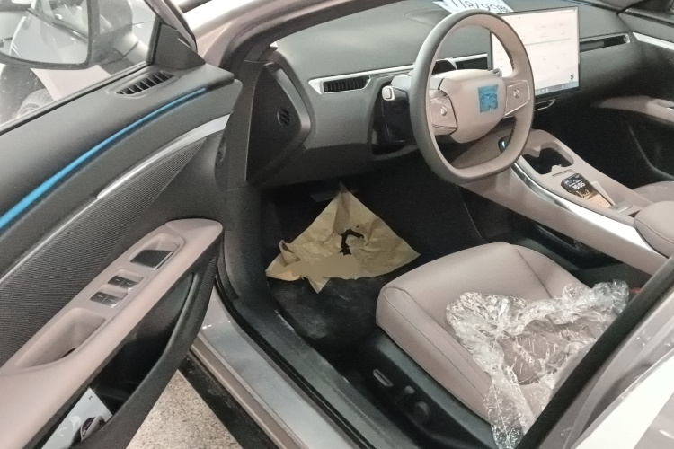 小鹏MONA M03 2025款 515 长续航 Plus中控内饰7003