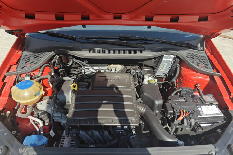 大众 Polo 2018款 1.5L 自动安驾型机舱底盘24