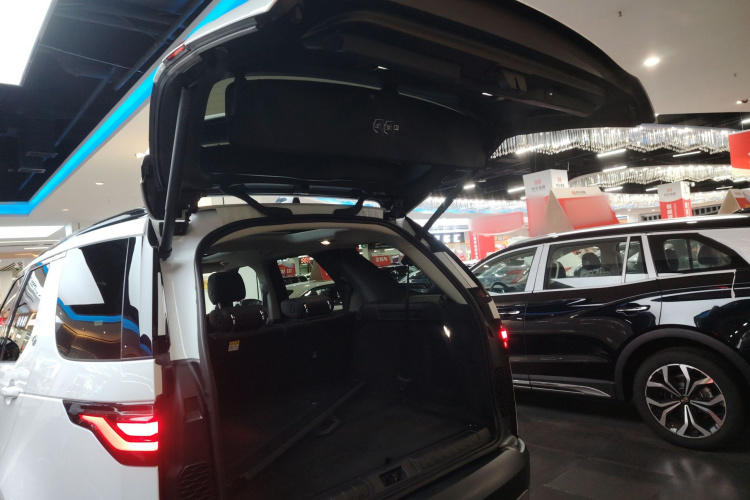 路虎 发现 2024款 360PS S局部细节23