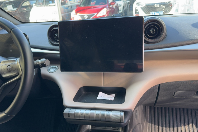 比亚迪 海豚 2023款 420km 时尚版局部细节16