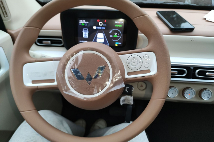 五菱汽车 宏光MINIEV 2024款 第三代 215km 青春版中控内饰12