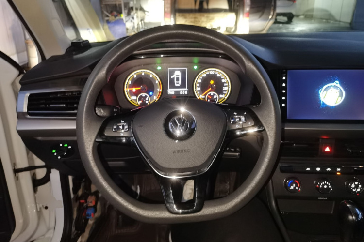 大众 朗逸 2018款 1.5L 自动舒适版 国V中控内饰13