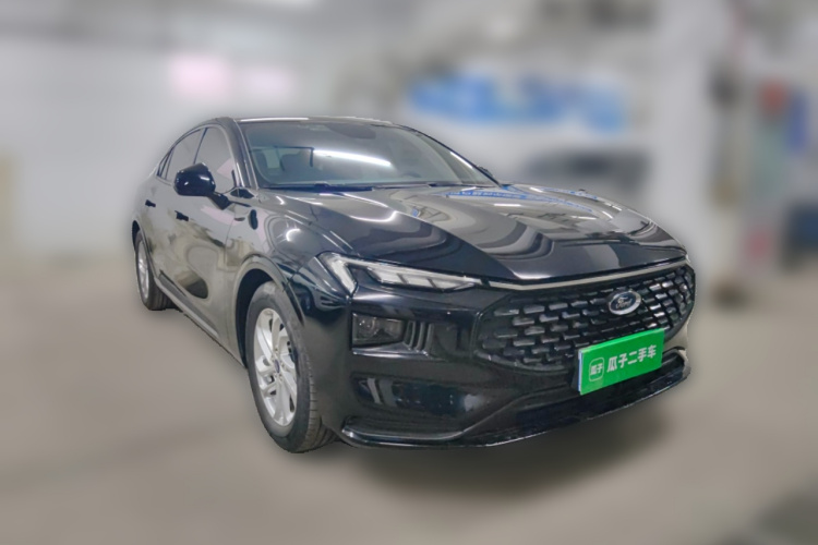 福特 蒙迪欧 2023款 EcoBoost 180 舒雅型车身外观3