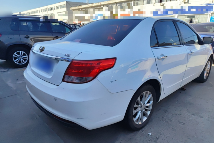 吉利汽车 远景 2015款 1.5L 手动精英型车身外观7