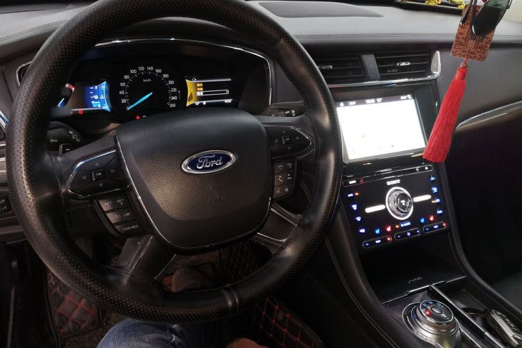 福特 金牛座 2017款 EcoBoost 180 至尊型中控内饰12