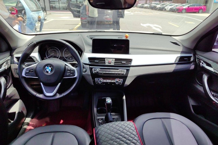 宝马X1 2018款 sDrive18Li 时尚型中控内饰7003