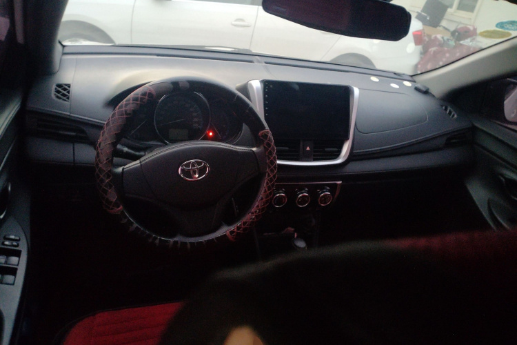 丰田 YARiS L 致炫 2016款 改款 1.5E CVT魅动版中控内饰12